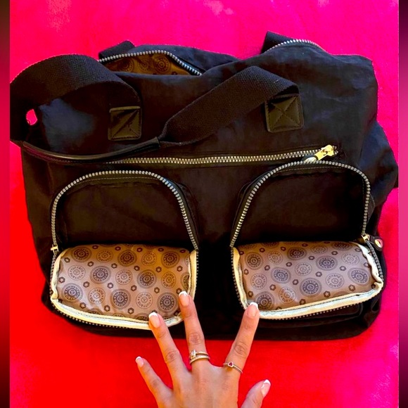 YunYang Black Adustable Tote Bag - Picture 2 of 4